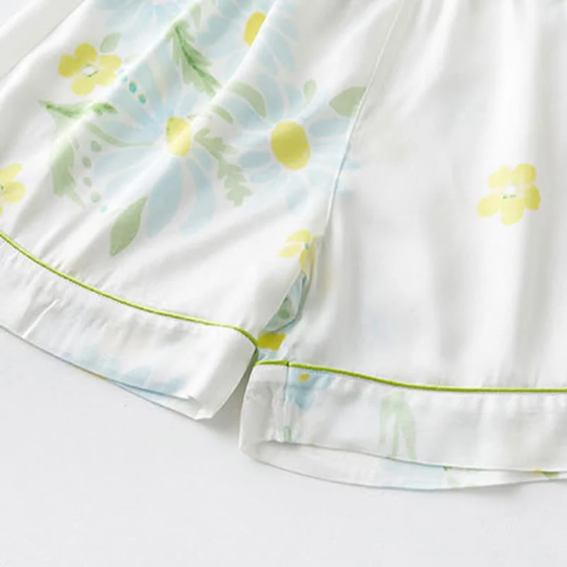 Pyjama-Shorts-Set mit Sonnenblumen-Minz-Kontrastbesatz