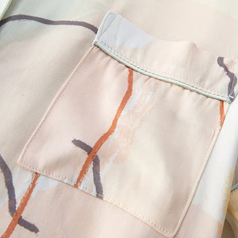 Loungewear-Set aus Satin mit abstraktem Print und kurzen Ärmeln