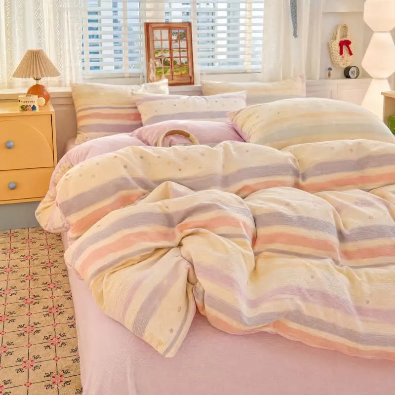 Bettwäsche-Set aus dreilagigem Gaze mit pastellfarbenen Streifen und Sternenmuster