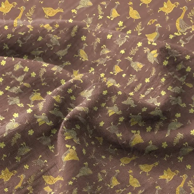 Tagesdecke aus Baumwoll-Doppelgaze mit Enten- und Blumenmuster