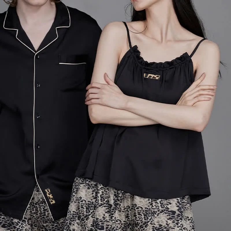 Partnerpyjamas mit Leopardenmuster und Kontrastfarben