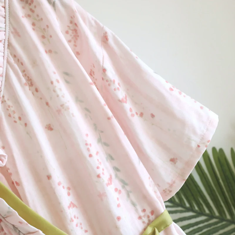 Kimono-Nachthemd/Loungewear aus geblümtem Baumwollgaze