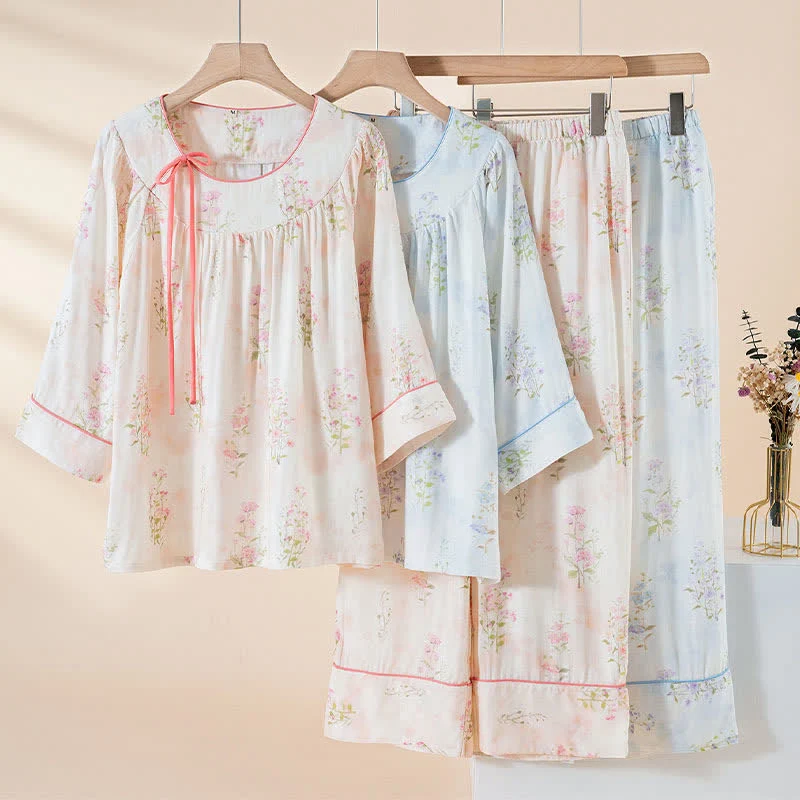 Pyjama mit Blumenmuster aus Bambus-Baumwolle mit Bindeband am Hals
