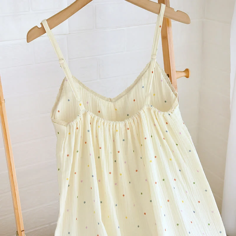 Loungekleid aus Baumwollgaze mit Regenbogenpunkten