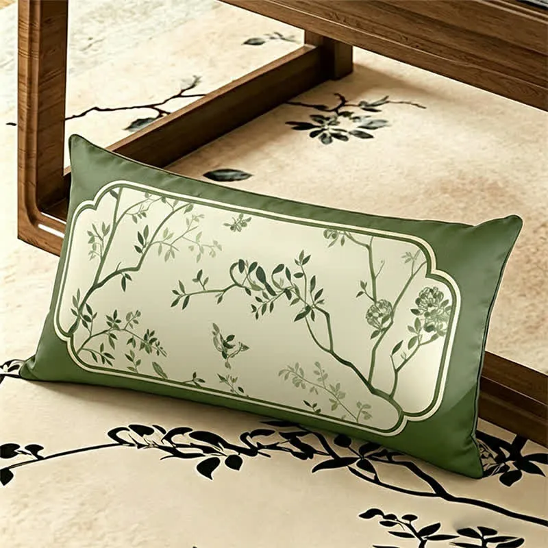 Vintage Sofabezug mit grünen Zweigen und Blumen