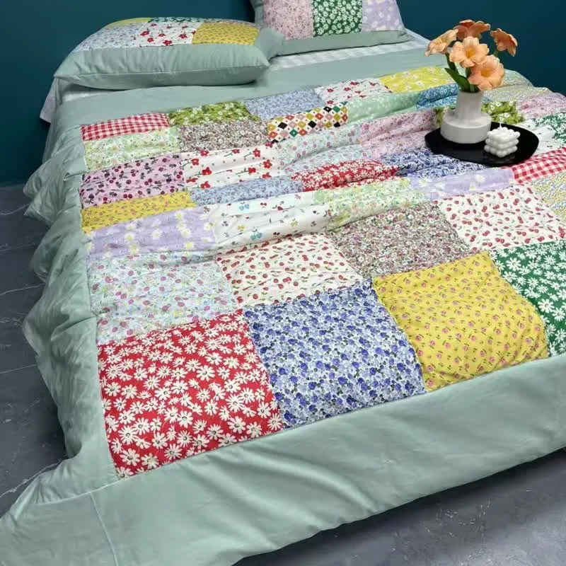 Buntes Patchwork-Bettwäscheset aus Baumwolle mit Blumenmuster