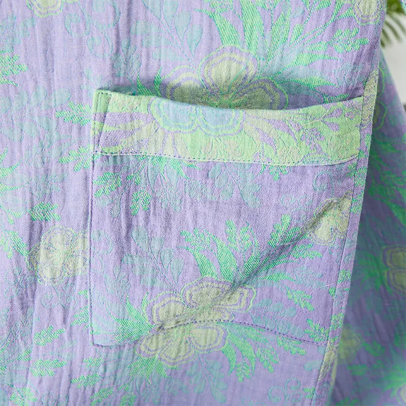 Erfrischender Kimono-Bademantel aus doppellagigem Gaze mit floralem Muster