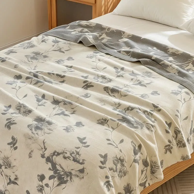 Vintage-Baumwoll-Steppdecke mit Blumenmuster
