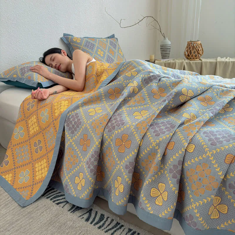 Geometrische Kleeblatt-Decke aus drei Lagen Baumwollgaze