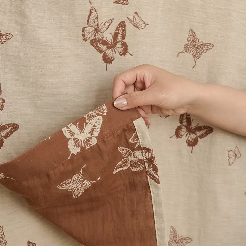 Eleganter Kimono-Bademantel aus Baumwolle mit Schmetterlingsmotiv