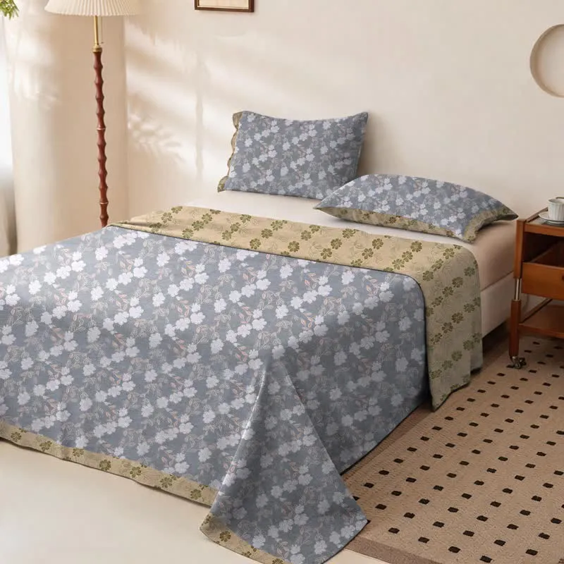 Elegante Tagesdecke aus doppellagigem Baumwollgewebe mit Blumenmuster