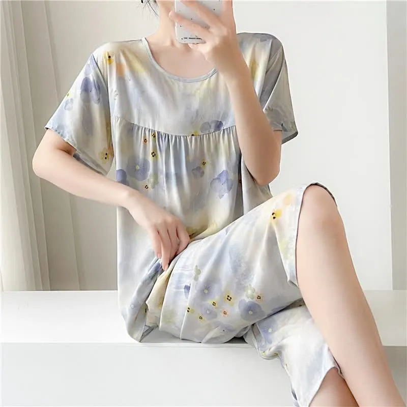 Loungewear-Set in Nebelblau mit Blumenmuster