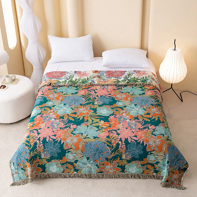 Wendbare Vintage-Gaze-Steppdecke mit tropischem Blumenmuster