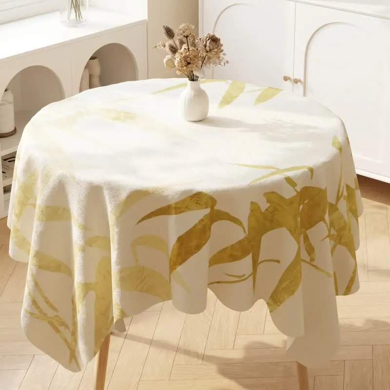 Tischdecke im Landhausstil mit botanischem Blattmuster