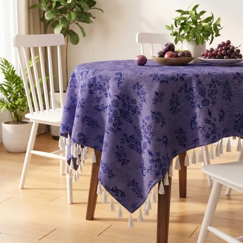 Vintage Tischdecke mit Astblatt-Quasten