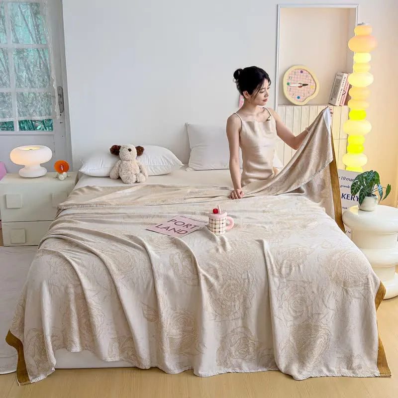 Romantische Sommerdecke aus Bambusfasern mit Rosenmuster