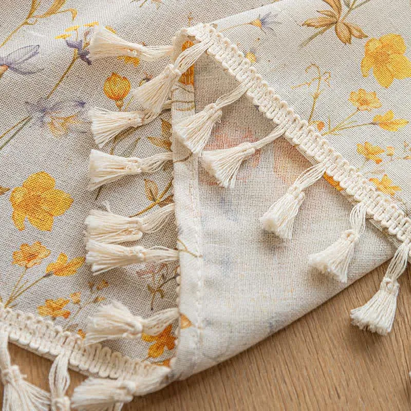 Halbtransparenter Küchenvorhang mit Blumenmuster
