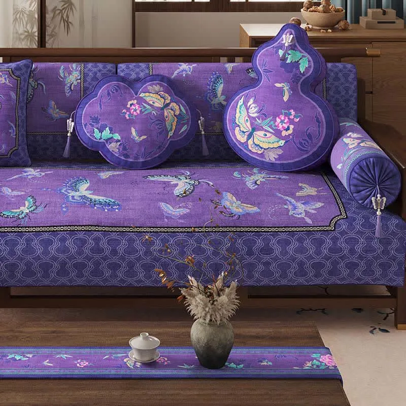 Sofaschutzhülle mit orientalischem lila Schmetterlingsmuster