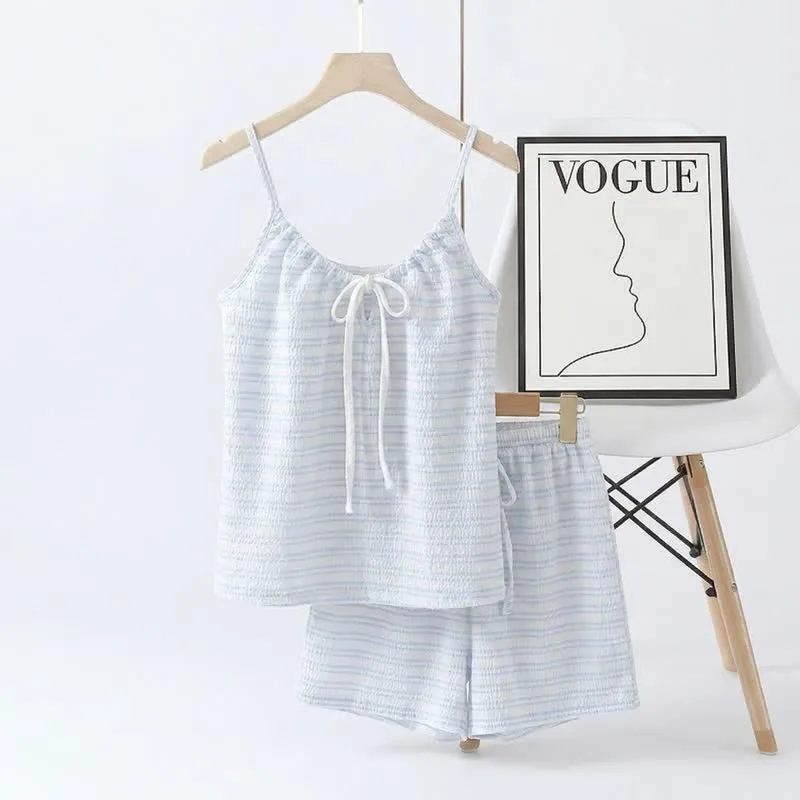 Pyjama-Set mit Schleife vorne, gestreiftem Trägertop und Shorts