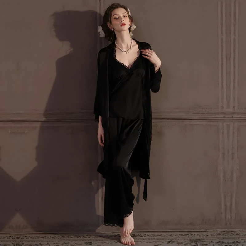 Elegantes Loungewear-Set mit seidigem Spitzenbesatz (3-teilig)