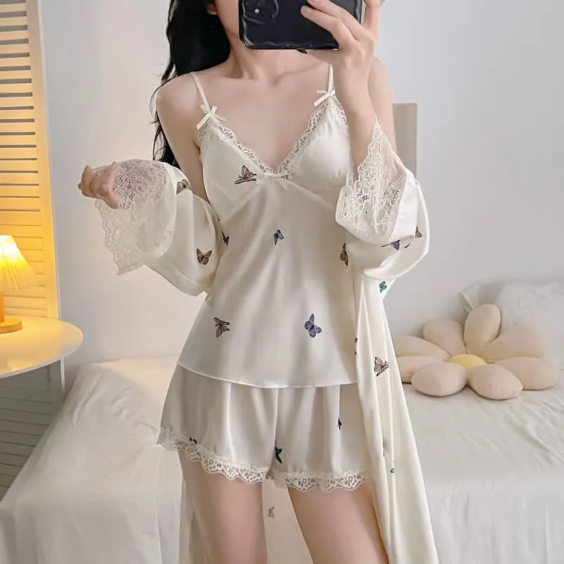 Pyjama-Set mit Schmetterlings-Spitzenbesatz