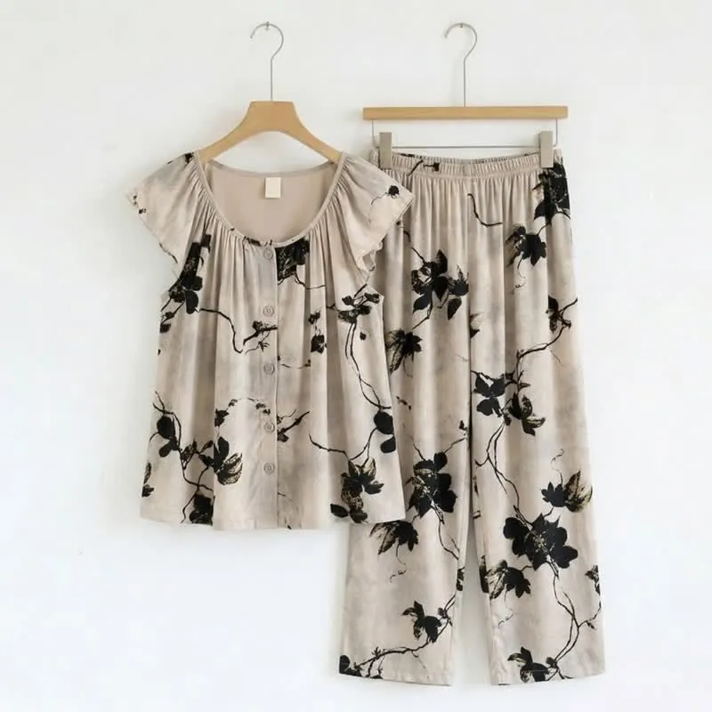Elegantes Loungewear-Set im Tintenstil mit Blumenmuster