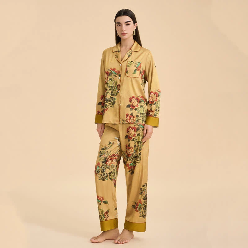 Luxuriöses Pyjama-Set mit Blumen- und grünen Blattmuster