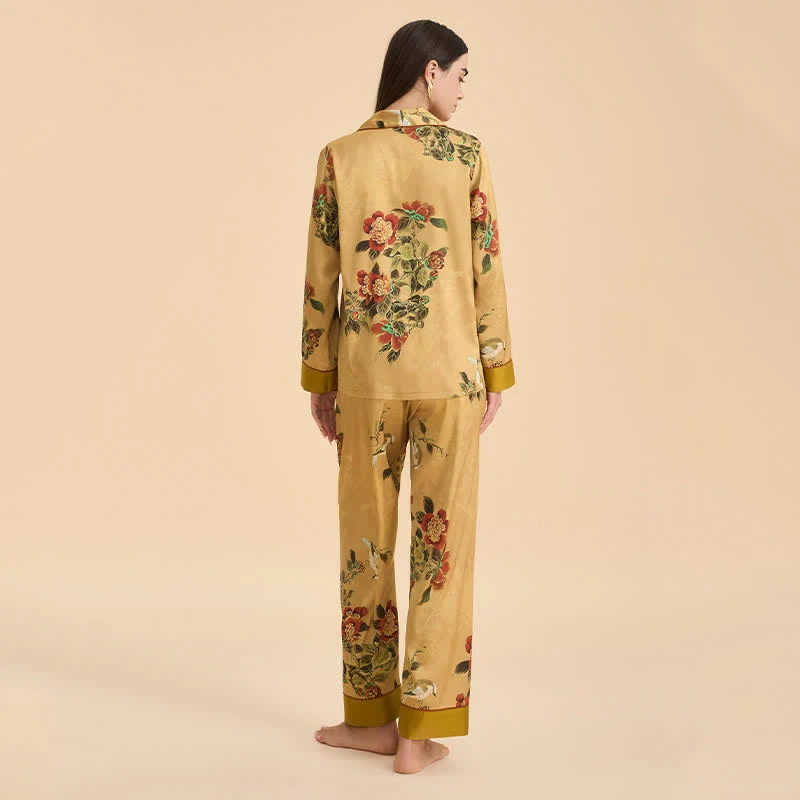 Luxuriöses Pyjama-Set mit Blumen- und grünen Blattmuster