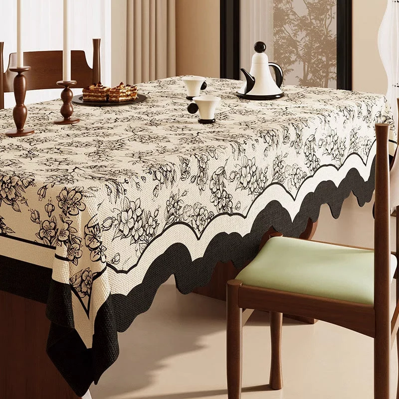 Schwarze Tischdecke aus Baumwoll-Leinen mit Blumenmuster