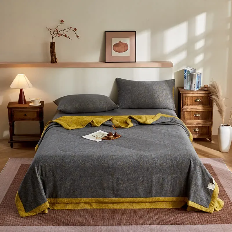 Baumwollgaze-Jacquard-Steppdecke mit dezentem Muster