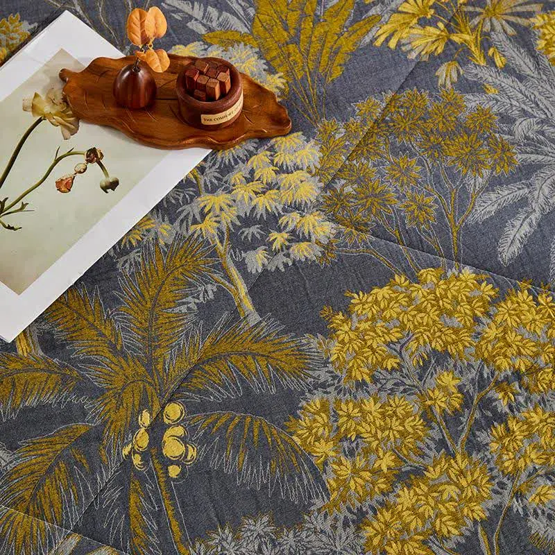Jacquard-Steppdecke aus Baumwollgaze mit botanischem Baummuster