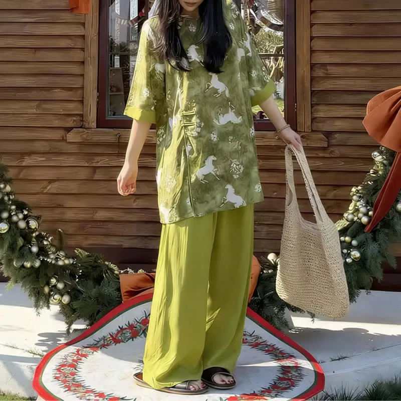 Loungewear-Set mit Pferdeprint im orientalischen Stil