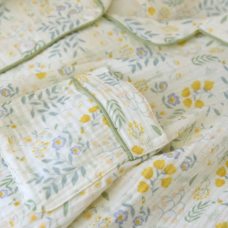 Tulpen- und Blätter-Pyjama-Set aus Baumwollgaze