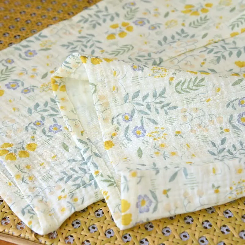 Tulpen- und Blätter-Pyjama-Set aus Baumwollgaze