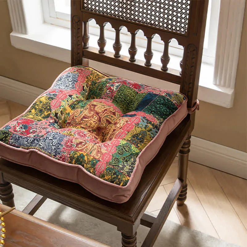 Stuhlkissen im Boho-Patchwork-Stil mit Befestigungsbändern