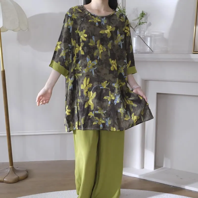 Retro-Pyjama-Set mit Blumenmuster im orientalischen Stil