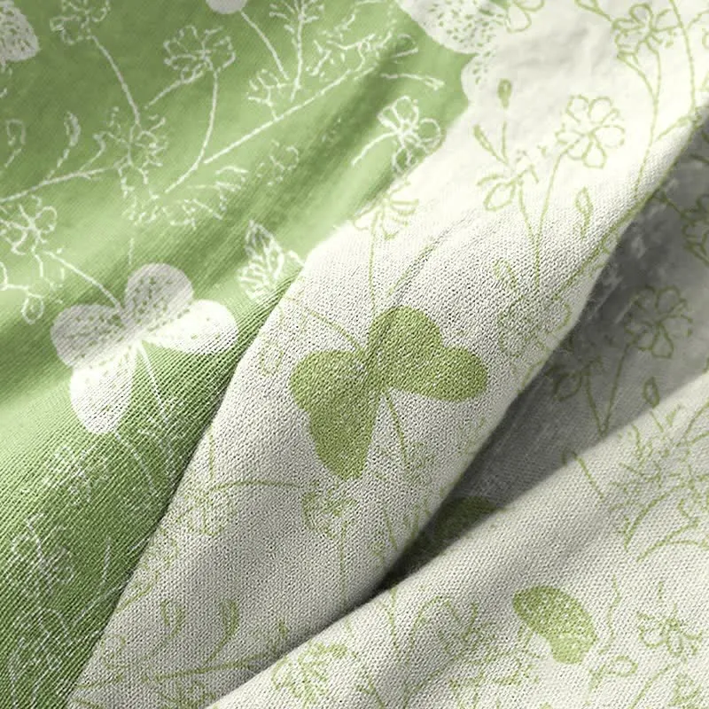 Kimono-Bademantel aus doppellagigem Baumwollgewebe mit grünem Schmetterlingsmuster