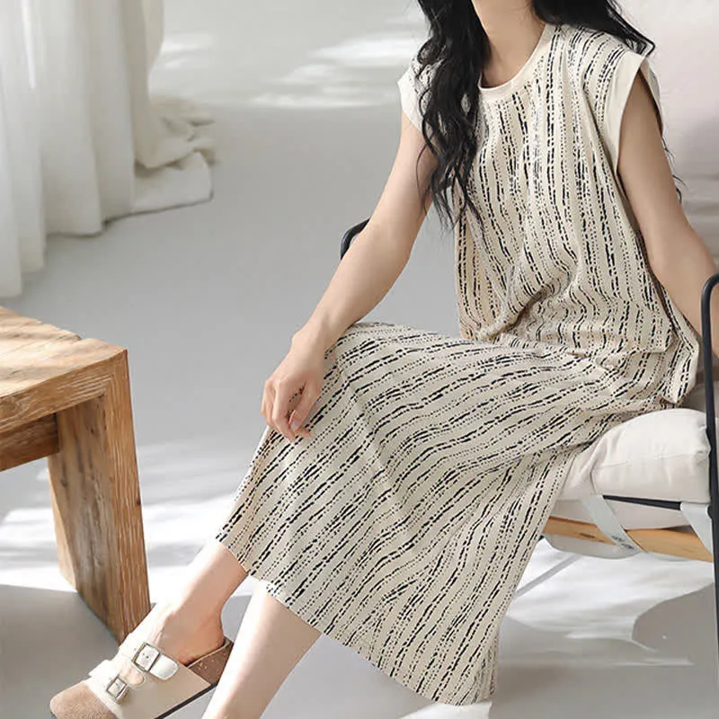 Ärmelloses Baumwoll-Nachthemd im Artistic Line-Stil