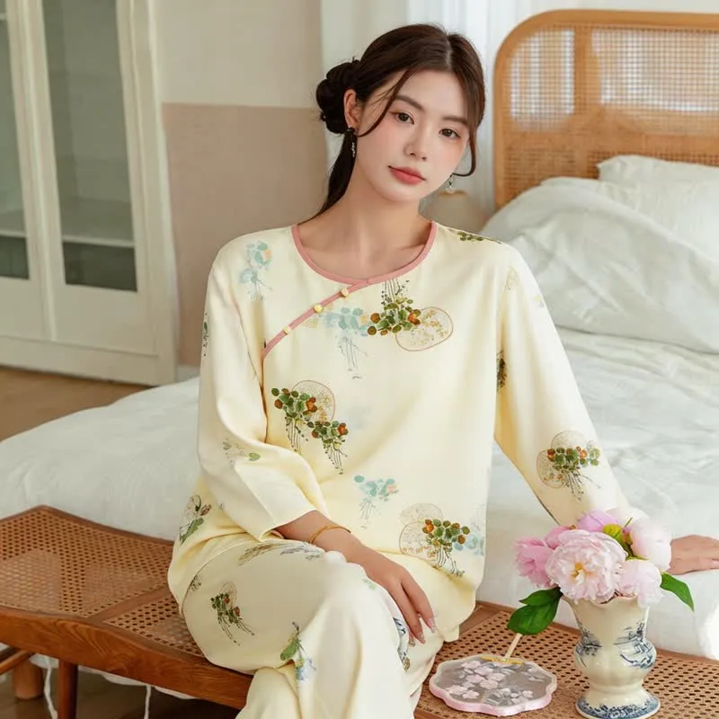 Pyjama-Set mit frischem orientalischem Muster