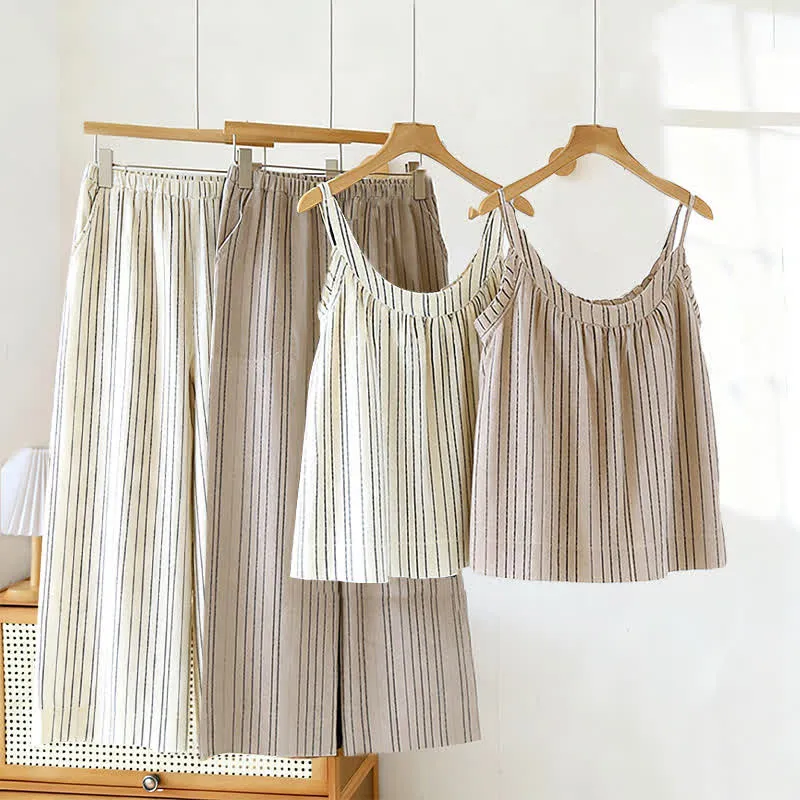 Minimalistisches gestreiftes ärmelloses Baumwoll-Pyjama-Set