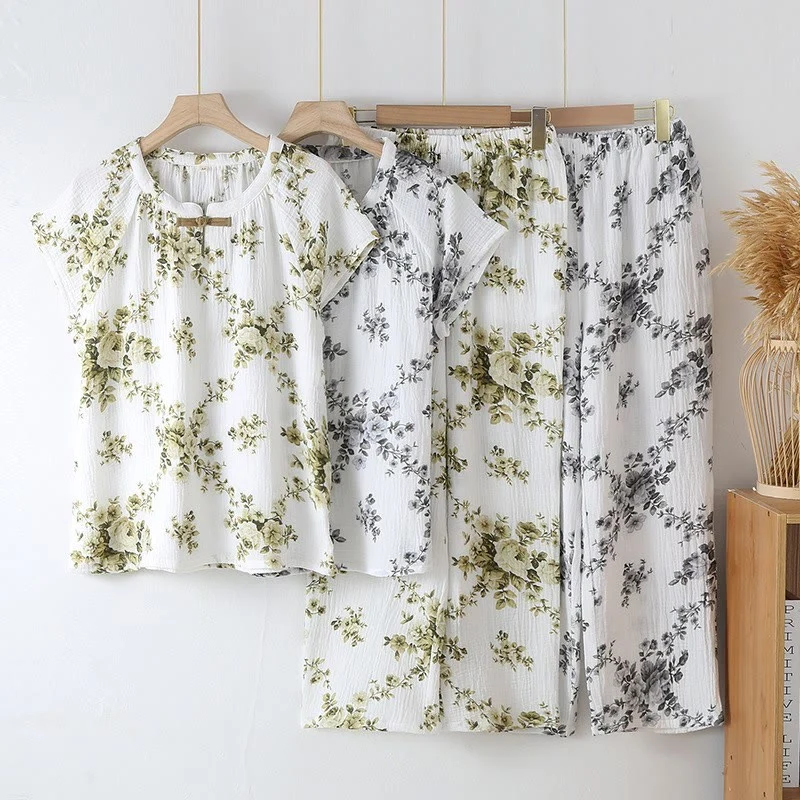Vintage-Pyjama-Set aus Baumwollgaze mit Pfingstrosenmuster