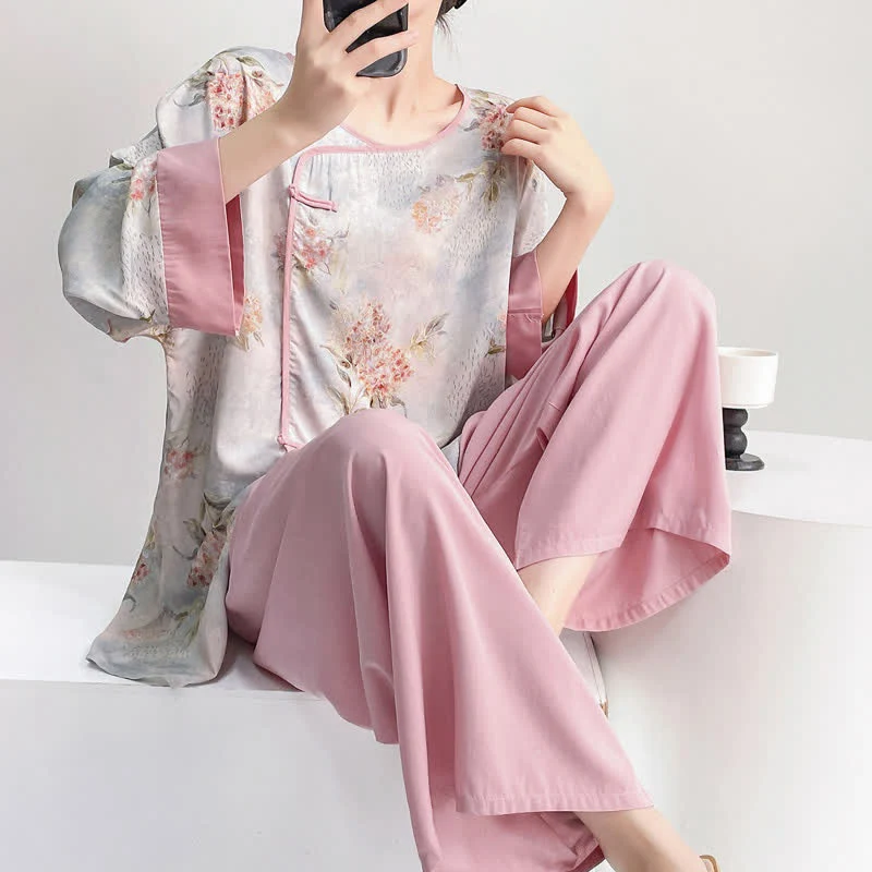 Rosa Loungewear-Set mit Blumenmuster im orientalischen Stil