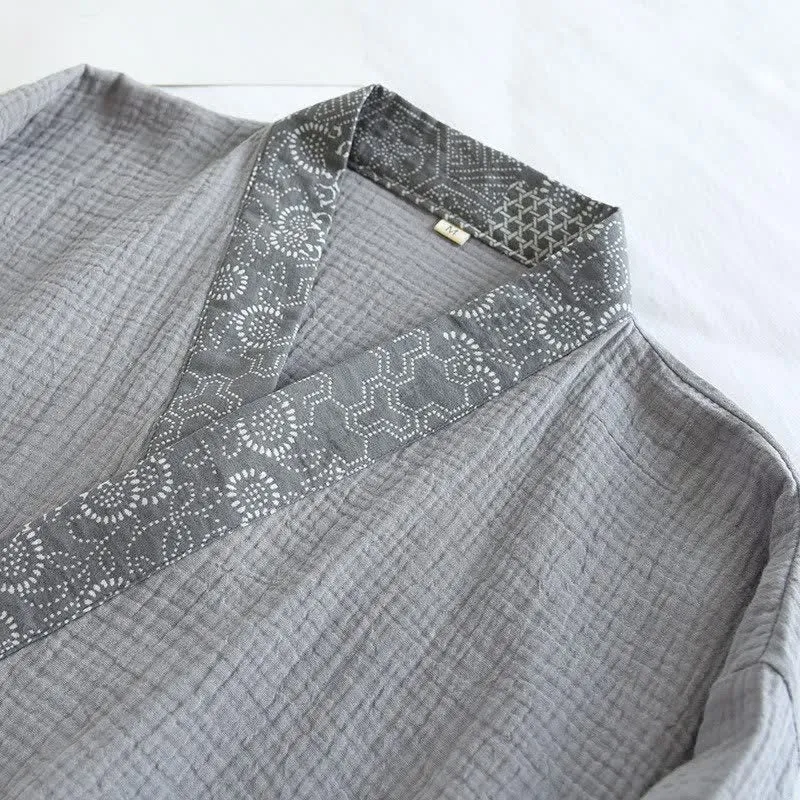 Kimono-Pyjama aus Baumwollgaze im Ethno-Stil