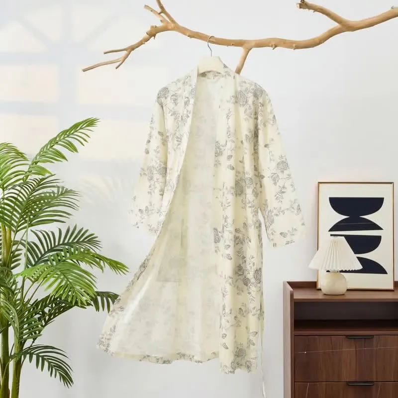 Kimono-Bademantel aus Baumwoll-Leinen mit pastoralem Blumenmuster