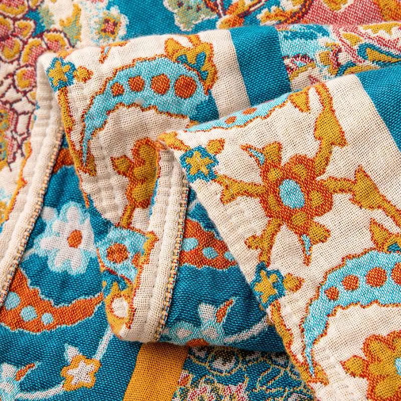 Vintage-Muster-Steppdecke aus Baumwollgaze mit Quasten