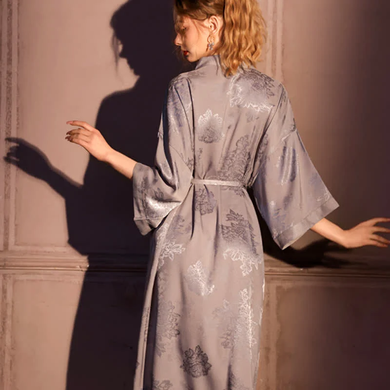 Luxuriöser Kimono-Bademantel mit Blumenmuster und 3/4-Ärmeln