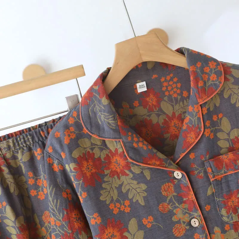 Vintage-inspirierter Pyjama aus Baumwollgaze mit Blumenmuster