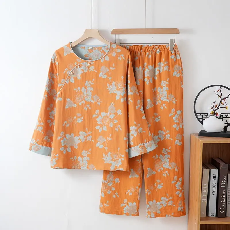 Vintage-Pyjama aus Baumwolle mit asiatischem Blumenmuster