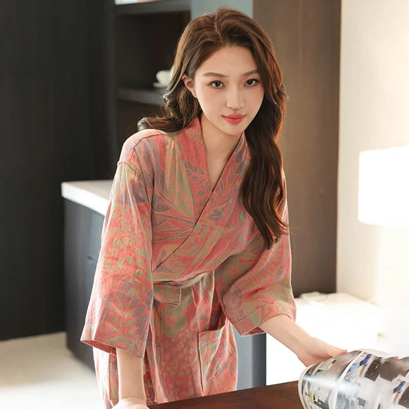 Kimono-Bademantel aus doppellagigem Baumwollgewebe mit Blumenmuster