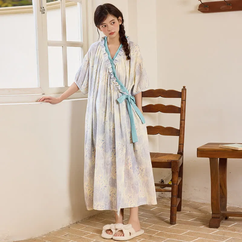 Künstlerisches Vintage-Nachthemd mit Rüschenkragen und seitlicher Bindefläche